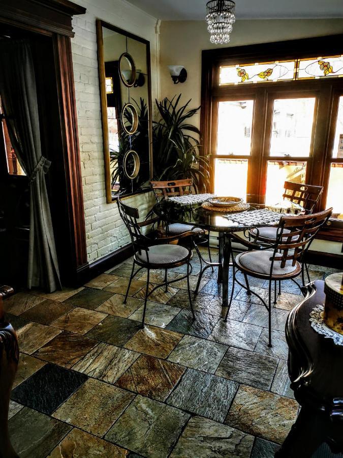 Auberge J.A Moisan ควิเบกซิตี้ ภายนอก รูปภาพ